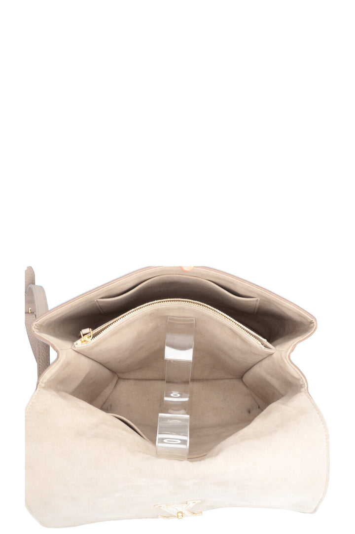 LOUIS VUITTON Sac bandoulière Volta Beige