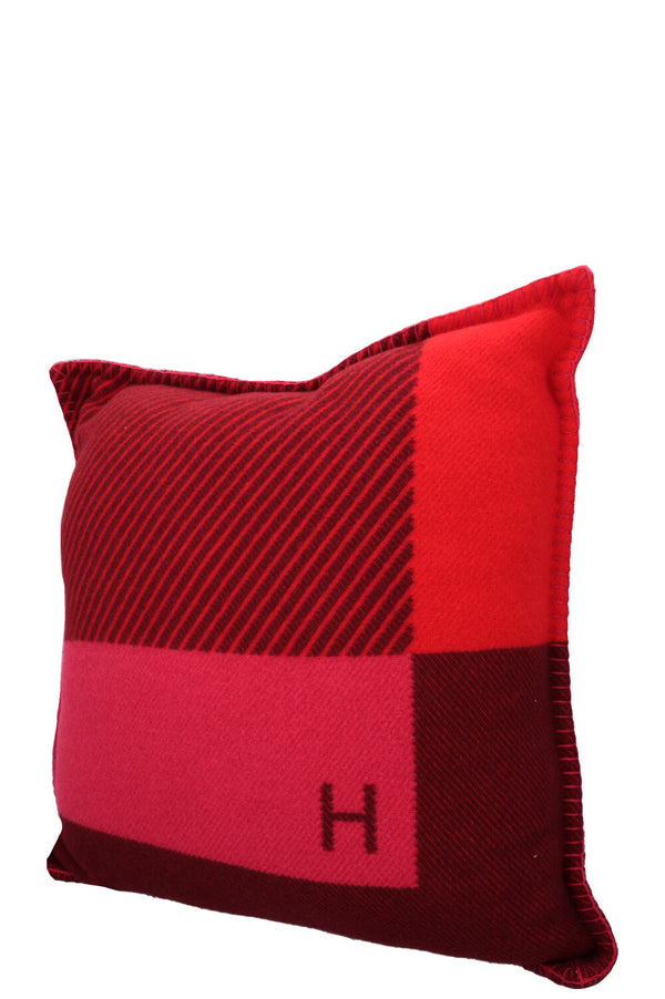 HERMÈS Small Avalon III Pillow Red Pink