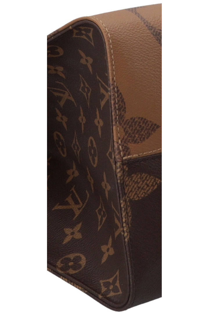 LOUIS VUITTON OnTheGo GM Giant Monogram Canvas