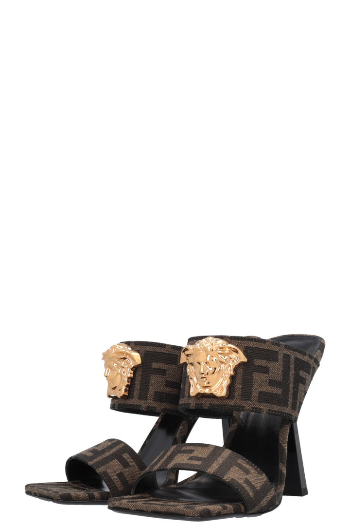 Mules FENDACE FF Medusa