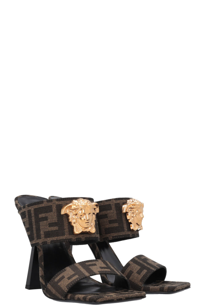 Mules FENDACE FF Medusa