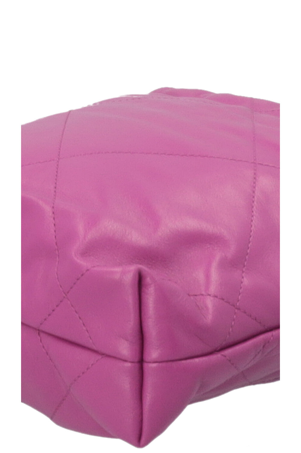 CHANEL 22 Bag Mini Fuchsia