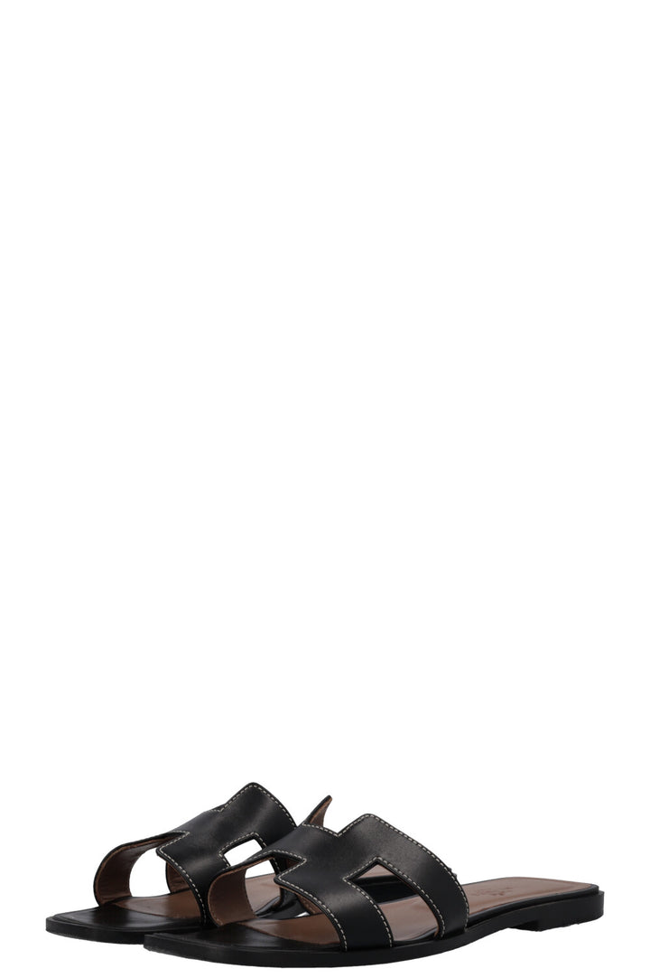 HERMÈS Oran Flats Black