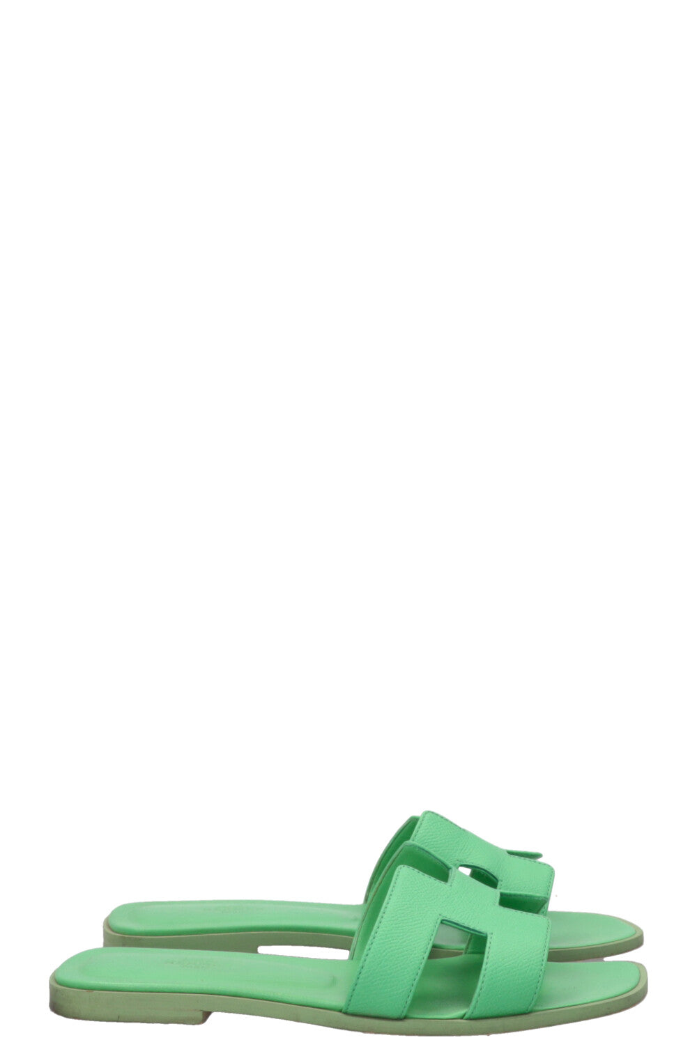 HERMÈS Oran Sandals Epsom Vert Pomme