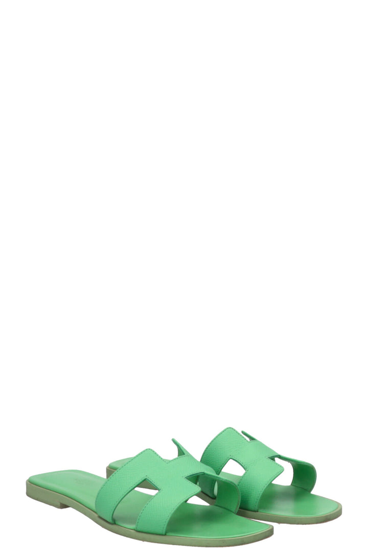 HERMÈS Oran Sandals Epsom Vert Pomme