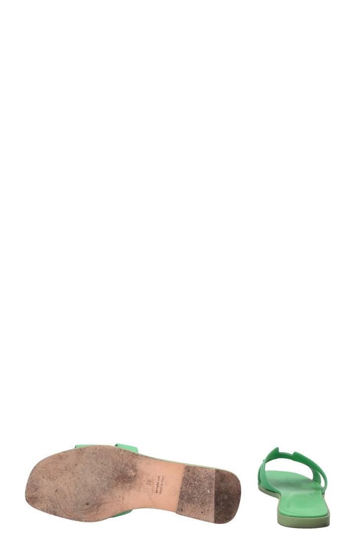 HERMÈS Oran Sandals Epsom Vert Pomme