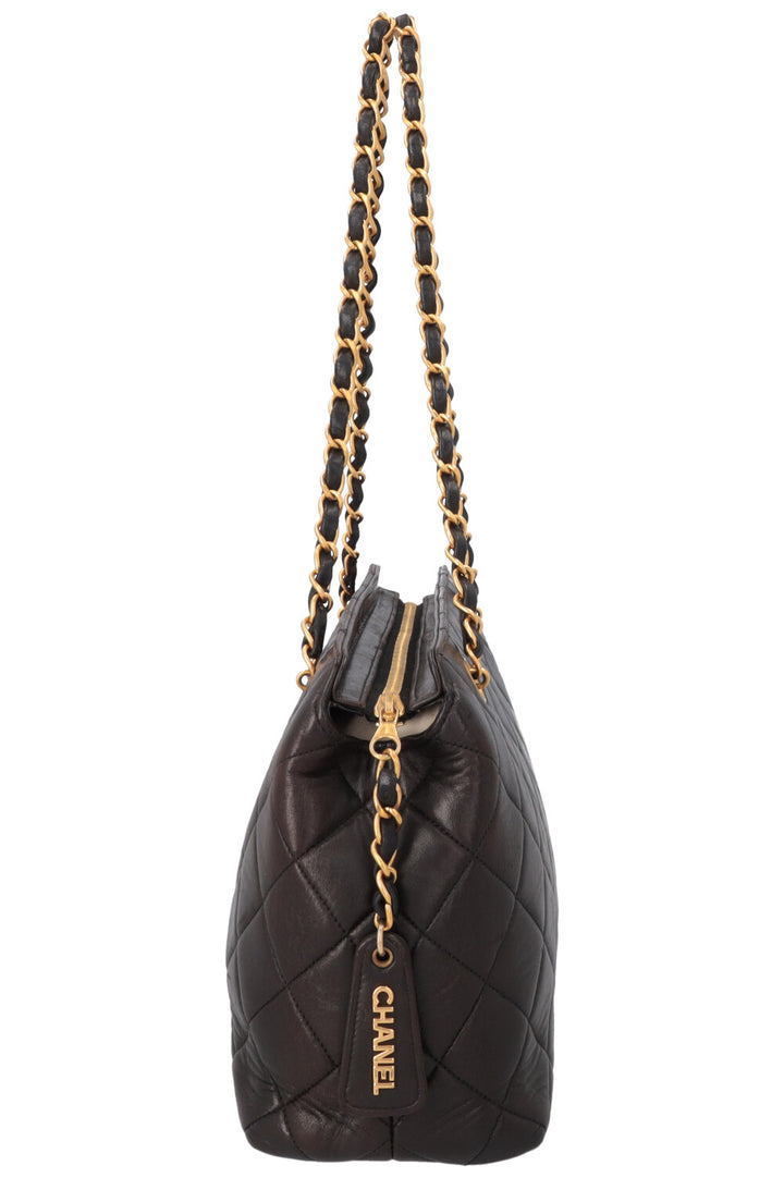 CHANEL Vintage Quilted Shoulder Bag Black