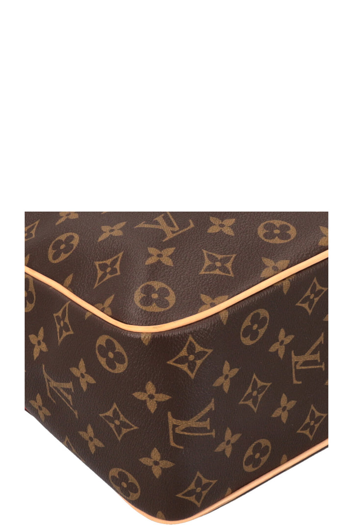 LOUIS VUITTON Multipli Cite Shoulder Bag MNG Canvas