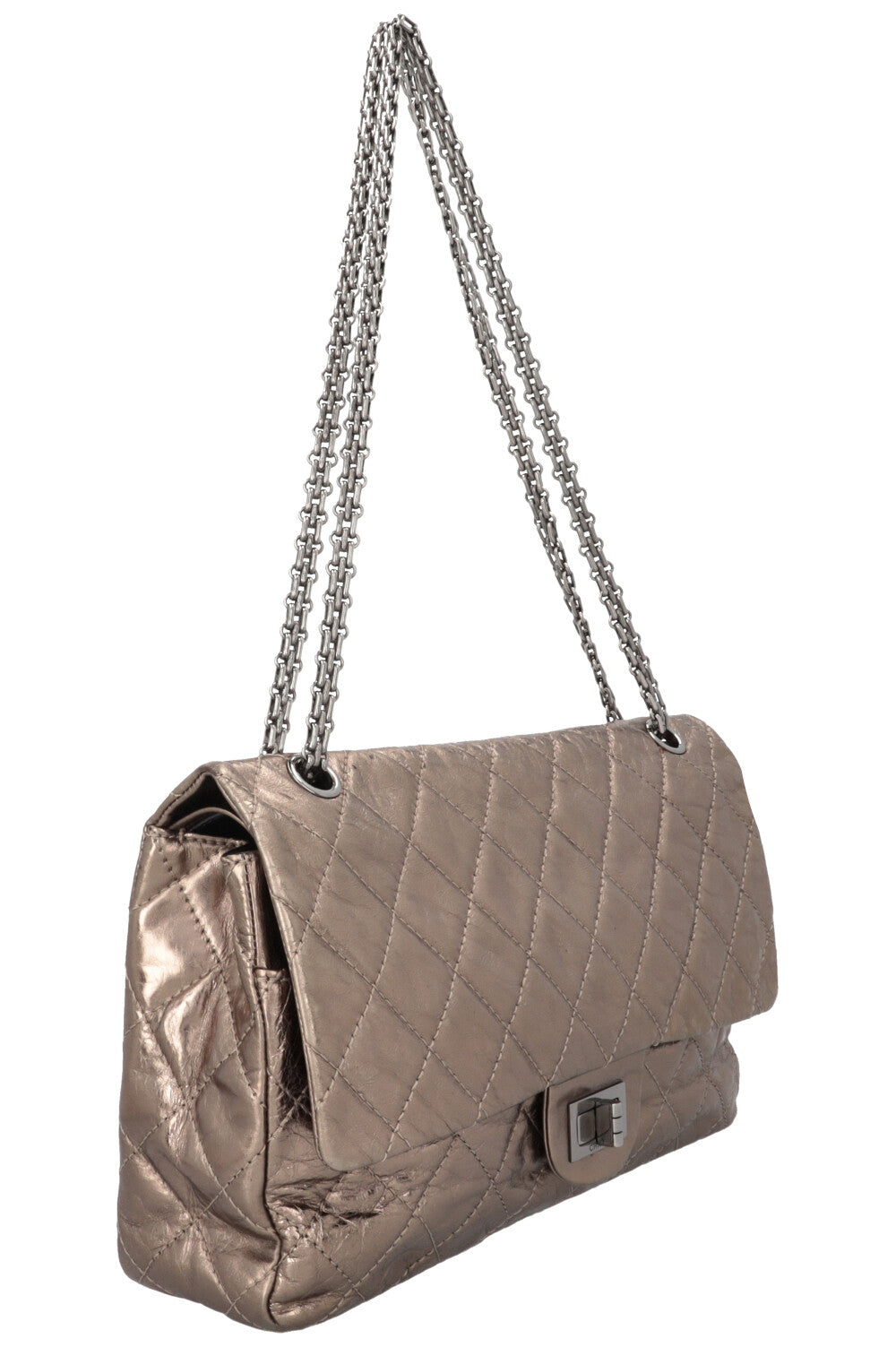 Sac CHANEL 2.55 Reissue grand modèle en cuir métallisé doré