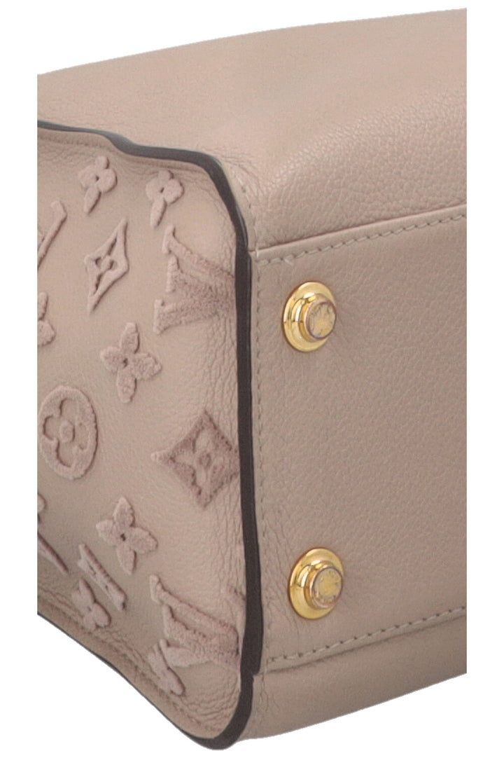 LOUIS VUITTON On My Side Cabas MM Galet