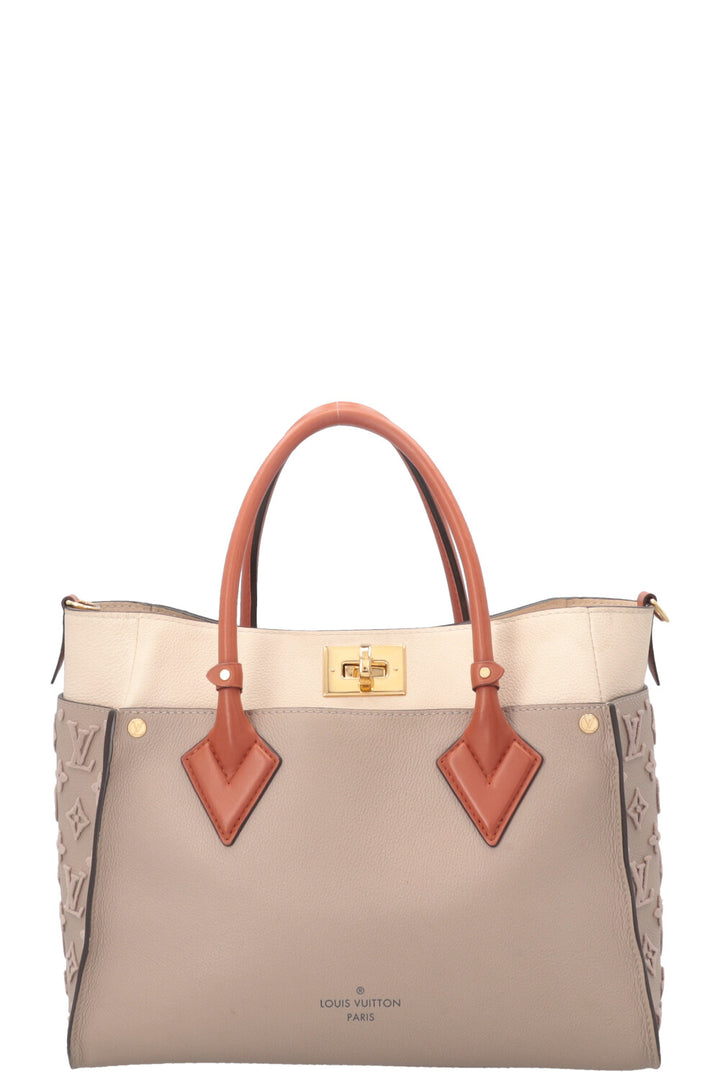 LOUIS VUITTON On My Side Cabas MM Galet