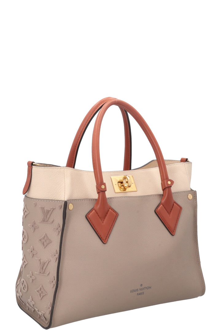 LOUIS VUITTON On My Side Cabas MM Galet