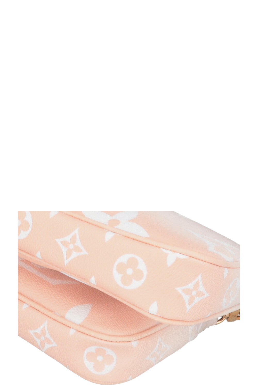 LOUIS VUITTON Multi Pochette ByThePool Crossbody Bag Pastel Pink