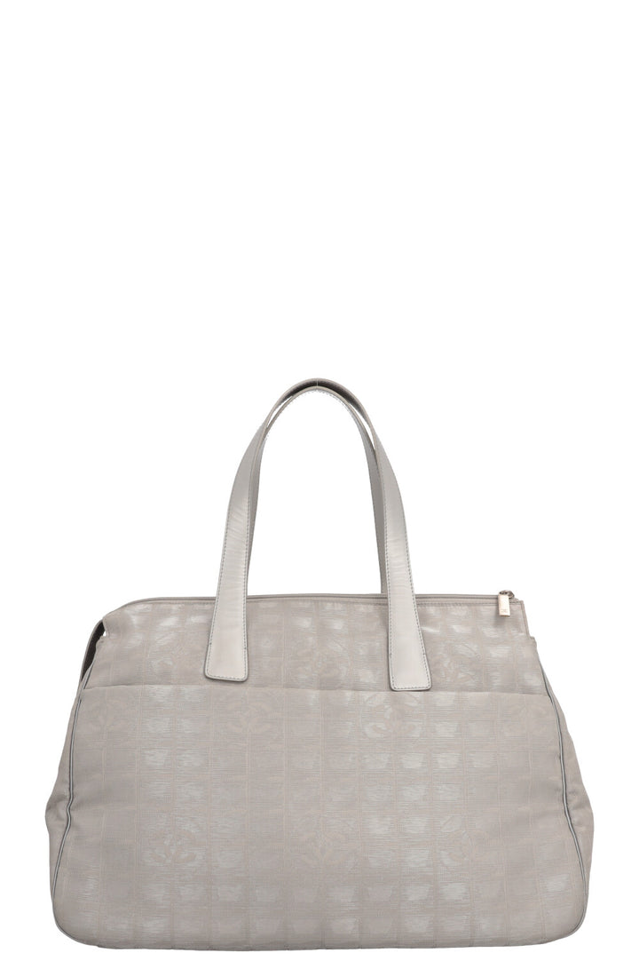 Sac cabas CHANEL New Travel Line en toile argentée