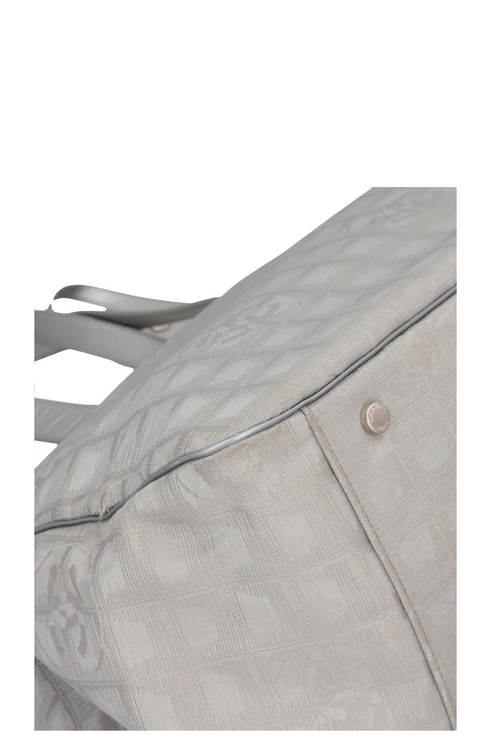 Sac cabas CHANEL New Travel Line en toile argentée