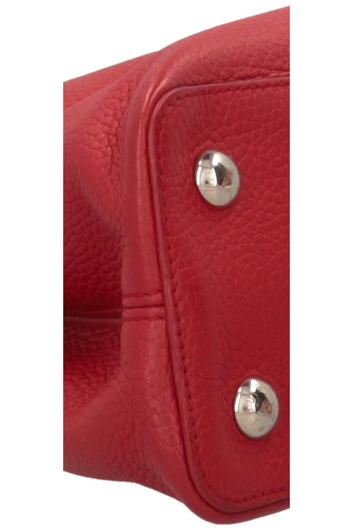 LOUIS VUITTON Capucines MM Rouge