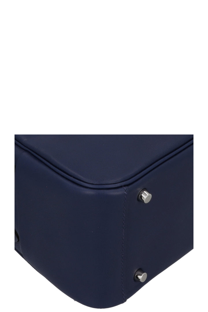 HERMÈS Verso Mini Lindy Swift Navy Frida