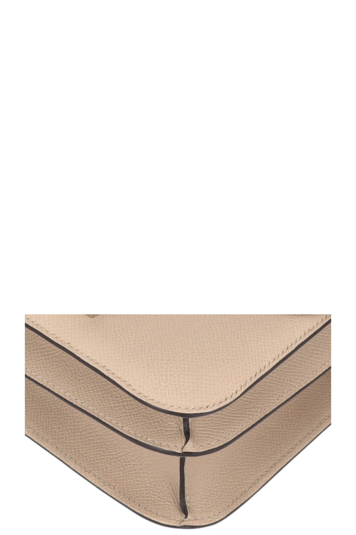 HERMÈS Constance 24 Verso Horseshoe Epsom Trench Gold