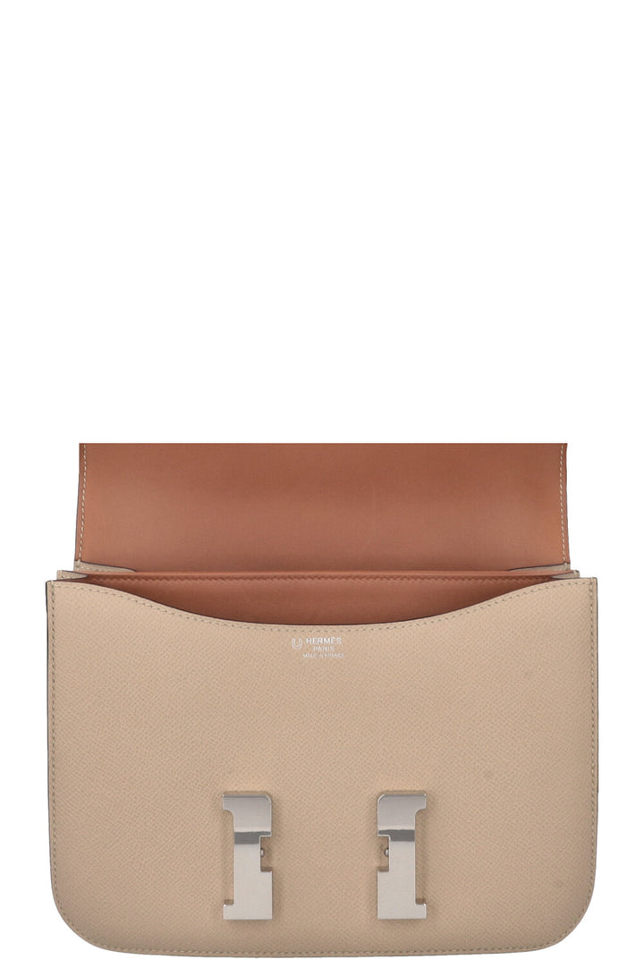 HERMÈS Constance 24 Verso Horseshoe Epsom Trench Gold