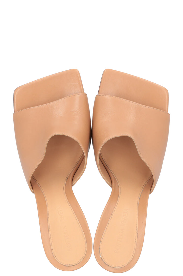 BOTTEGA VENETA Stretch Mules Nude