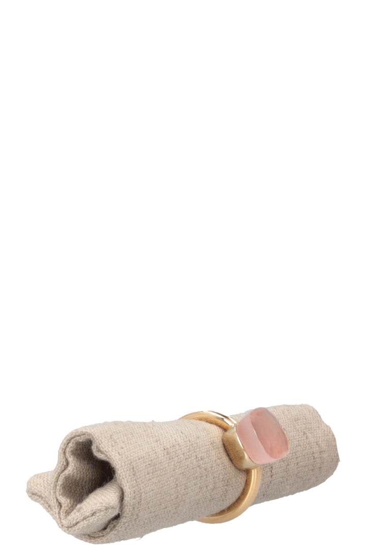 Bague Nudo POMELLATO en quartz rose et or jaune 18 carats