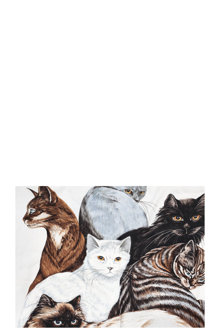 HERMES Carré 90 Les Chats Blanc Rouge