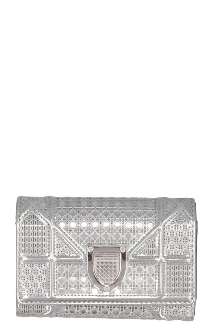 CHRISTIAN DIOR Diorama Wallet Metallic Silver