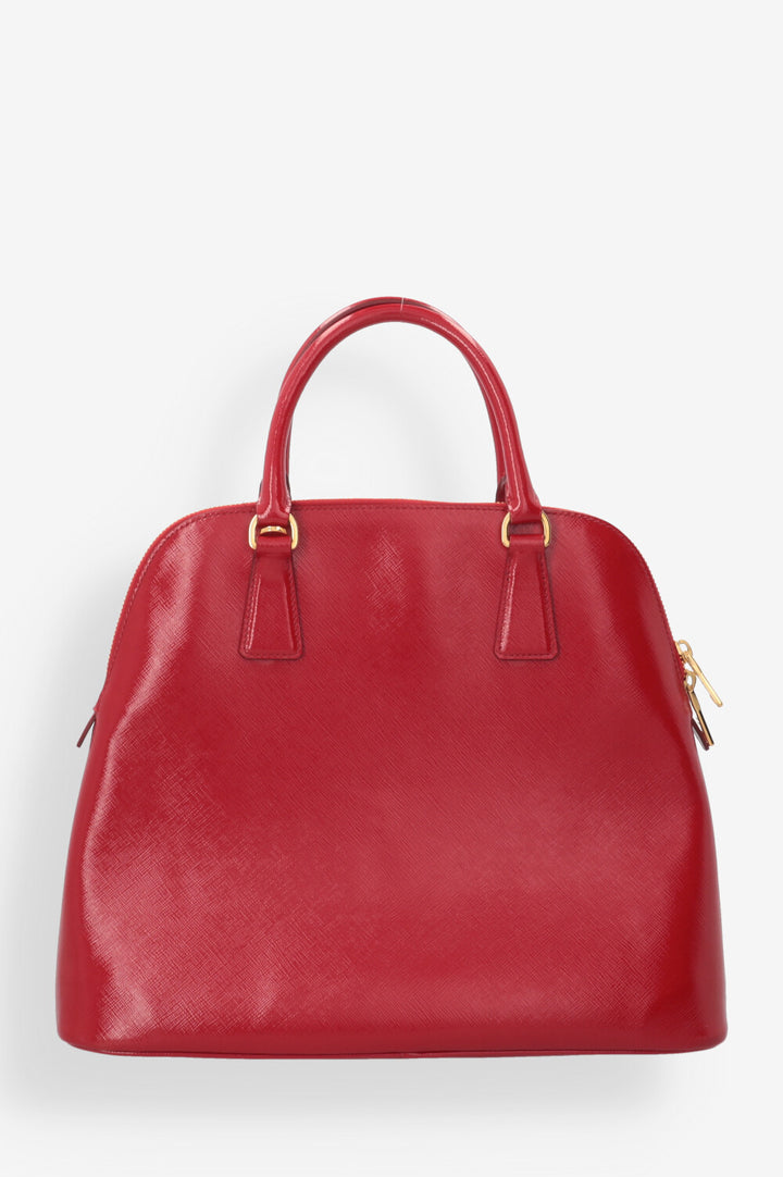 PRADA TAsche rot weniger schatten/ mehr links