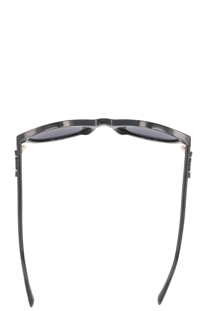 CHANEL Sunglasses Black c.501/26