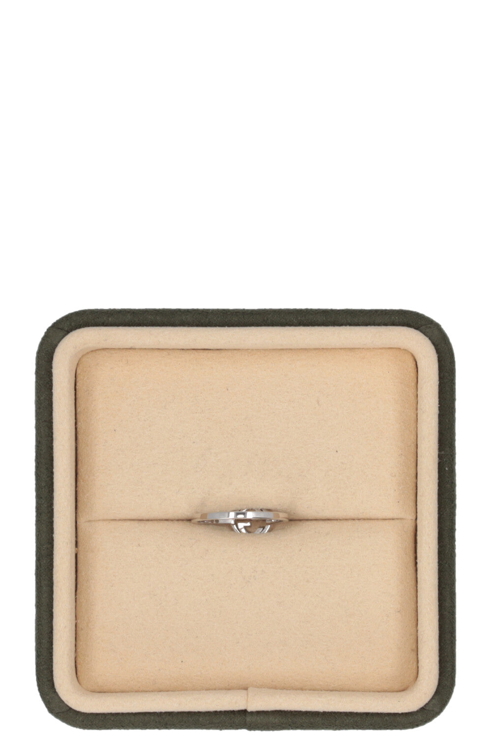 GUCCI GG Ring 18k white gold