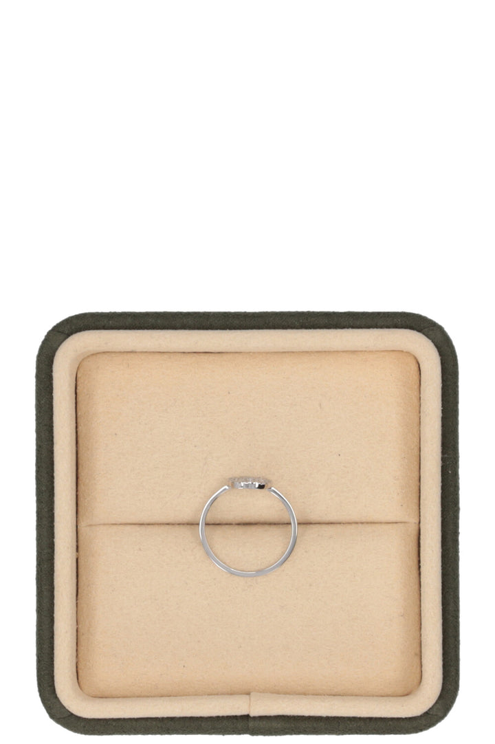 GUCCI GG Ring 18k white gold