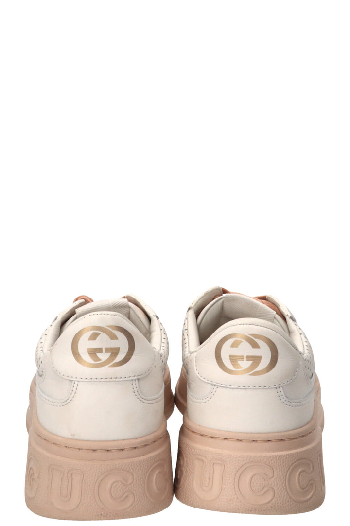Baskets basses Interlocking GG GUCCI en cuir blanc
