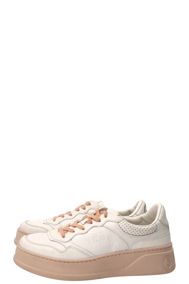 Baskets basses Interlocking GG GUCCI en cuir blanc