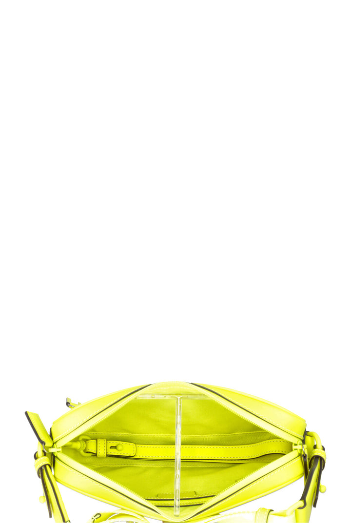 Sac bandoulière GUCCI Supreme GG Néon en cuir jaune néon