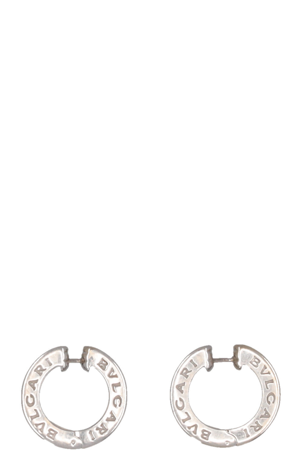Boucles d'oreilles créoles B.Zero de BVLGARI, en or blanc 18 carats et diamants.