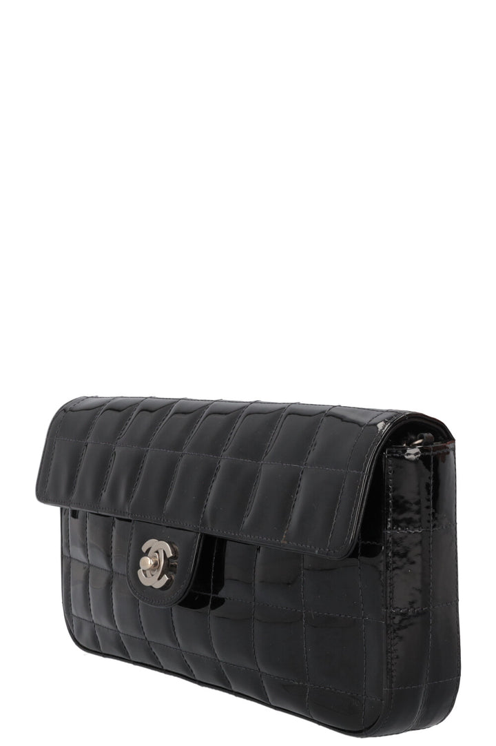 CHANEL Chocolate Bar Shoulder Bag Patent Black