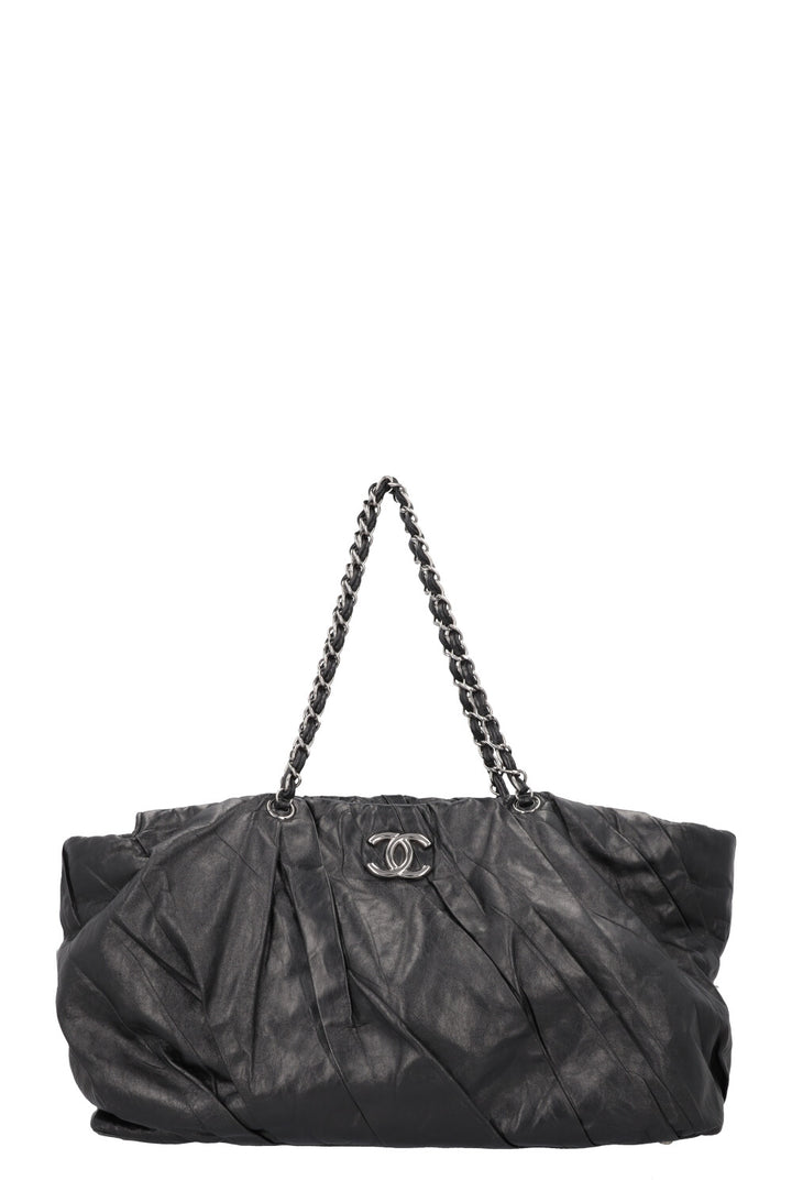 CHANEL Large CC Tote Bag Leather Black