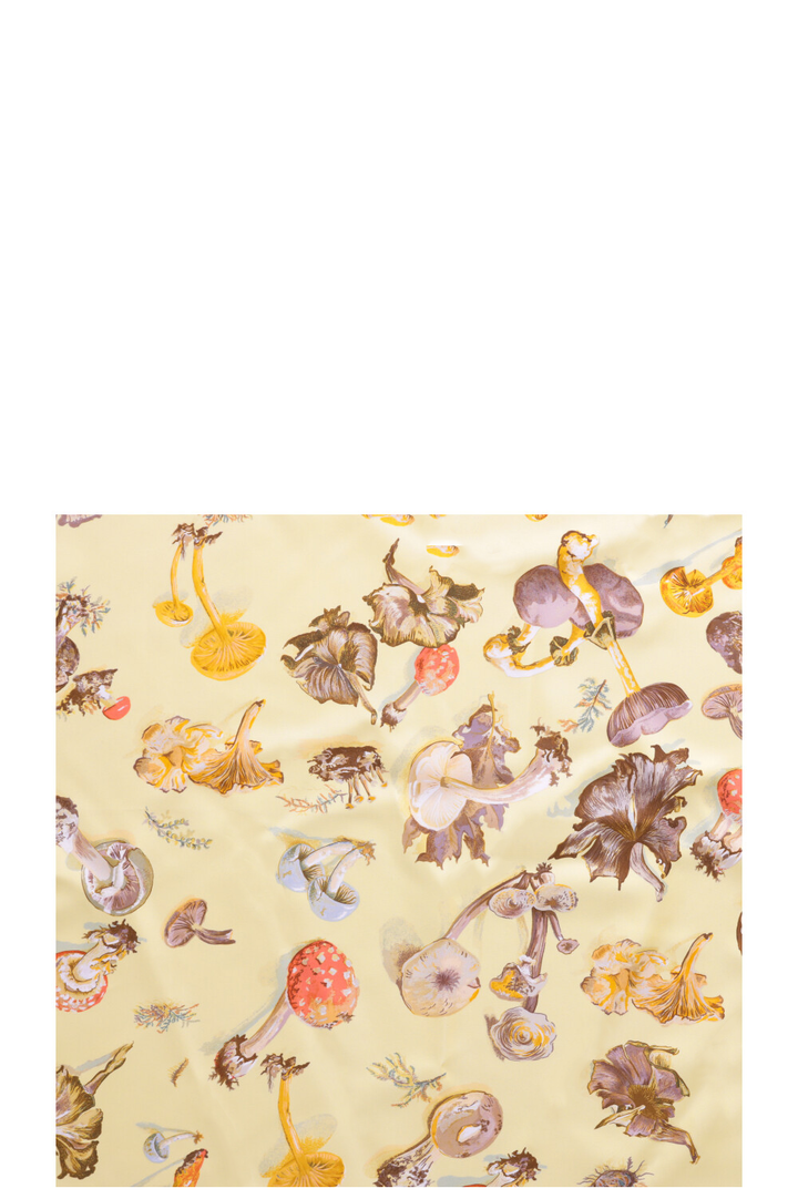 HERMÈS Mushroom Carré 70 Scarf Yellow