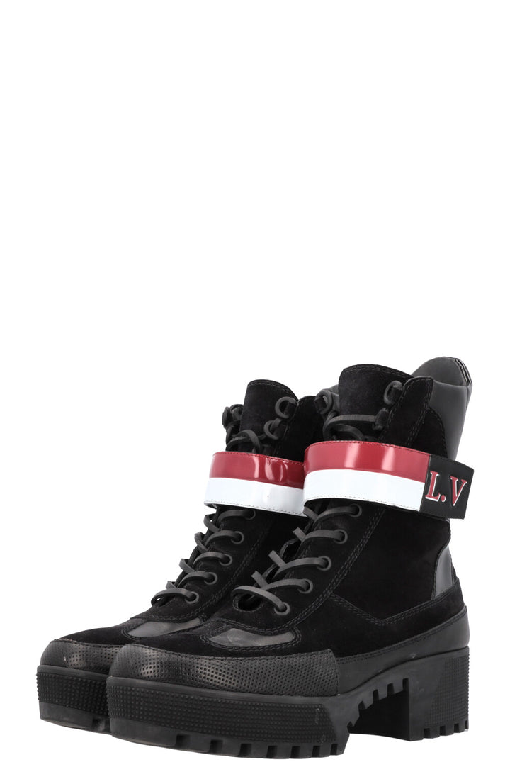LOUIS VUITTON Laureate Desert Boots Leather Black