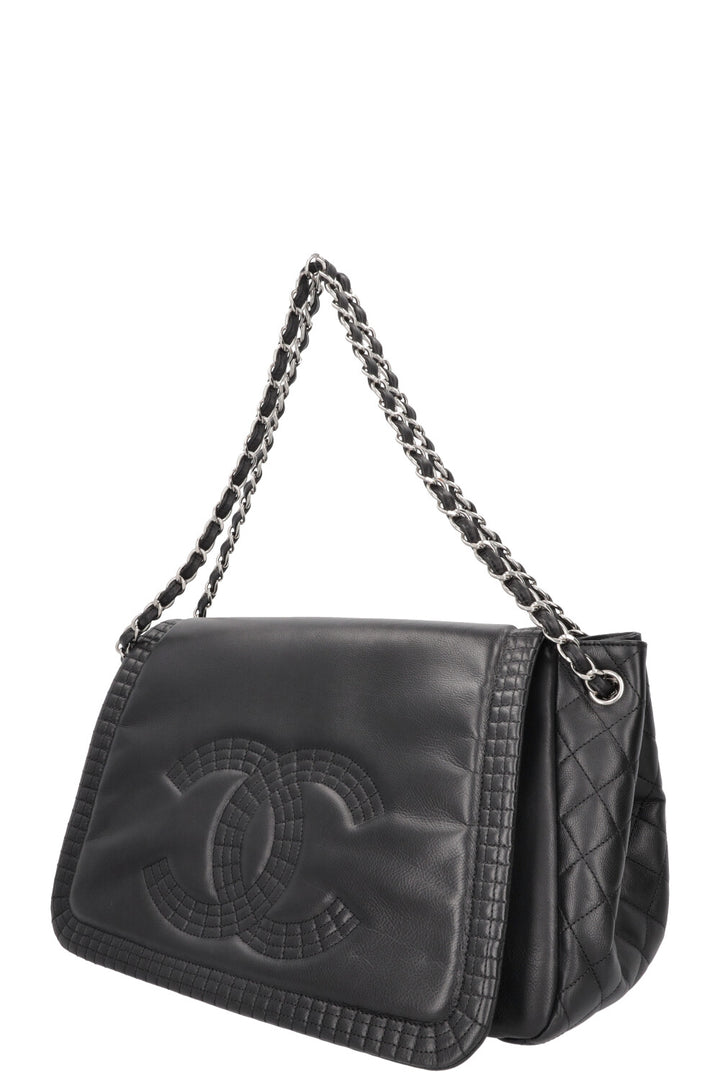 CHANEL CC Flap Bag Leather Black