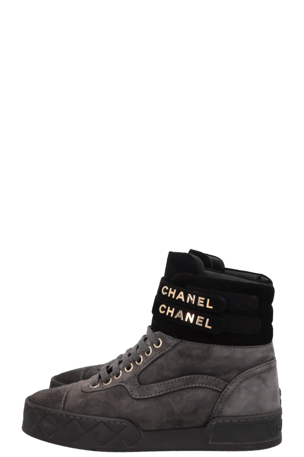 CHANEL 2019 Quilted Pattern Sneakers Suede Grey