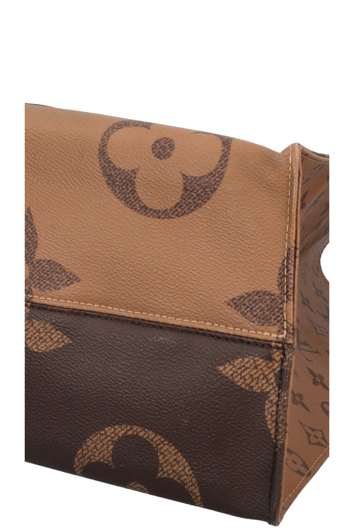 LOUIS VUITTON Onthego GM MNG Canvas