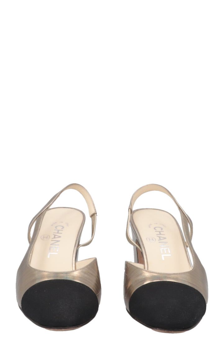 CHANEL Slingback classique or champagne