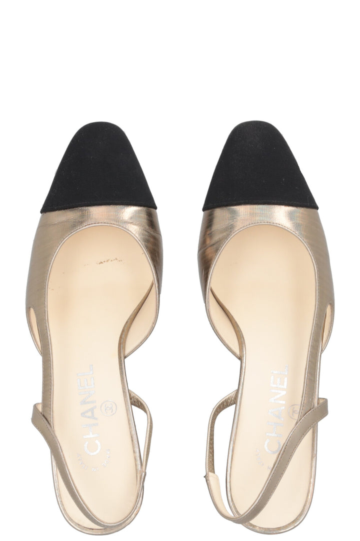 CHANEL Slingback classique or champagne