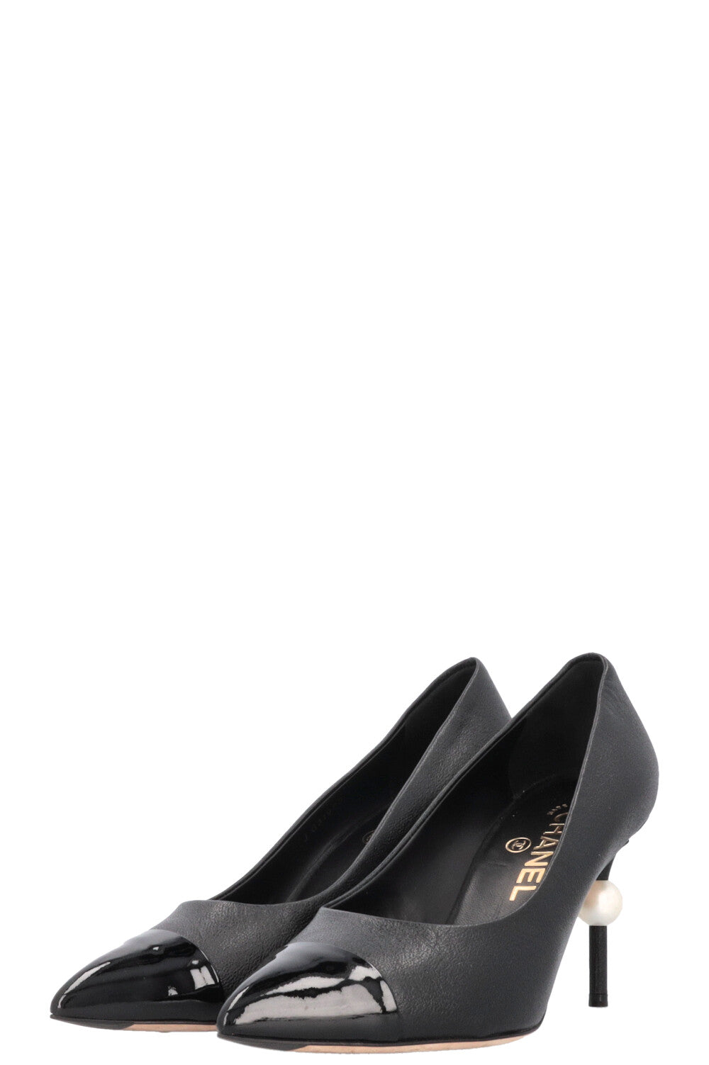CHANEL CC Pearl Heels Black