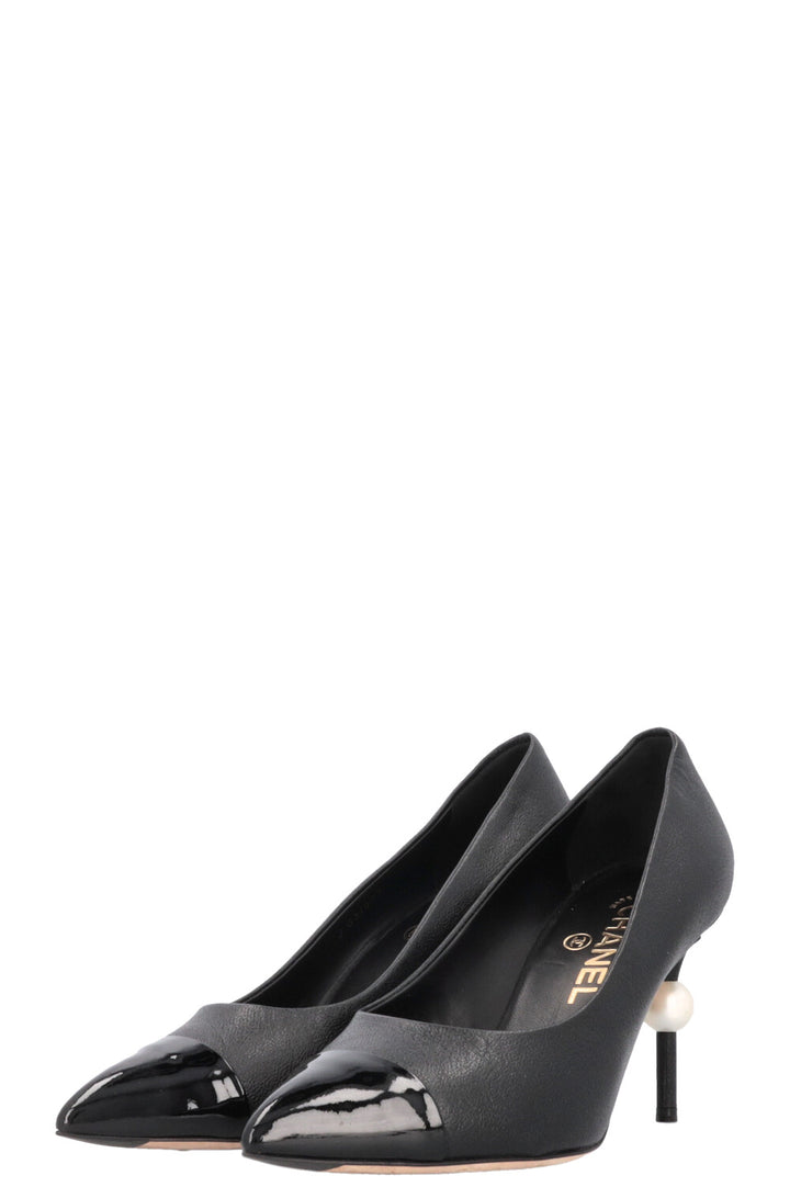 CHANEL CC Pearl Heels Black
