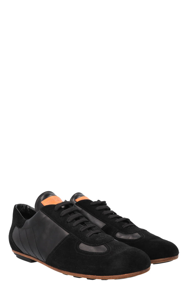 LOUIS VUITTON Sneakers Black