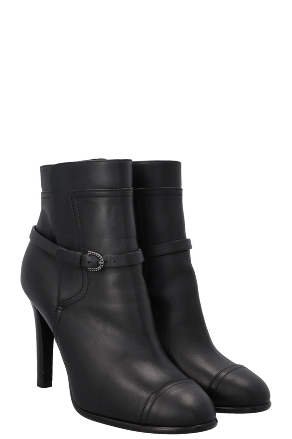Bottines à boucle CHANEL noires