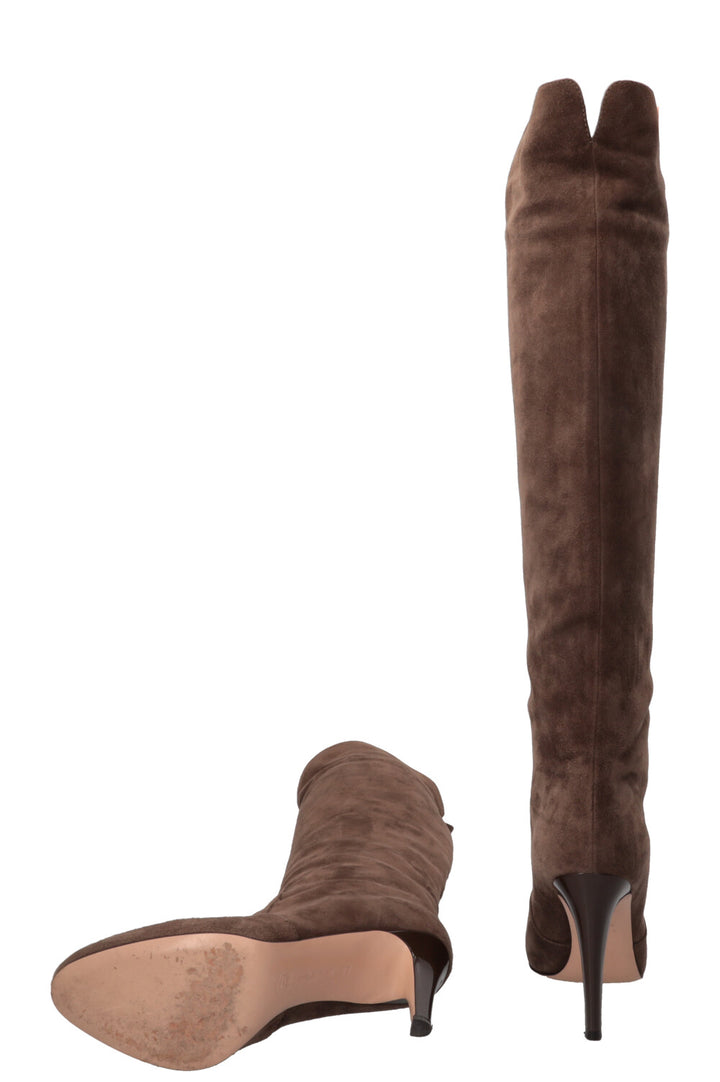 GIANVITO ROSSI Overnee Boots Suede Brown