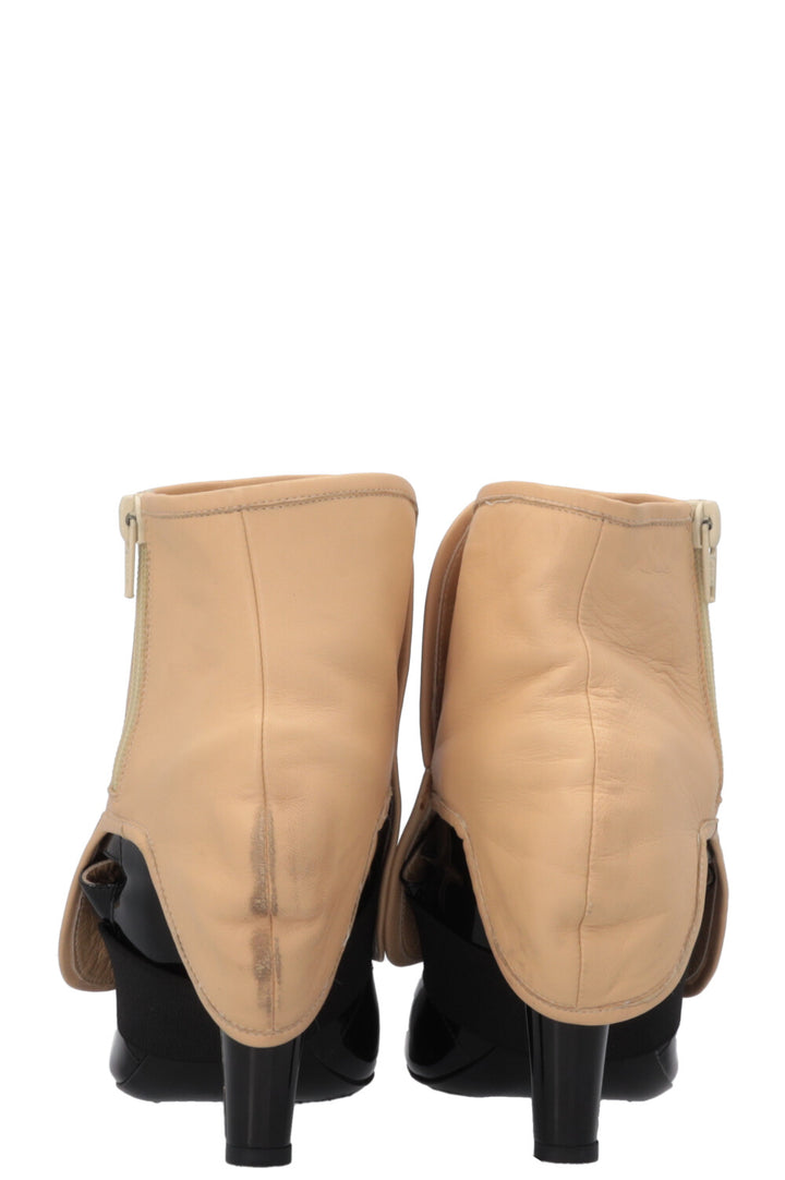 CHANEL Gaiters Heels Patent Black Beige